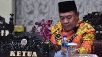 Ketua DPRD Kabupaten Gorontalo, Syam T. Ase saat memimpikan rapat paripurna pengesahan tiga Ranperda. (Foto : Istimewa)